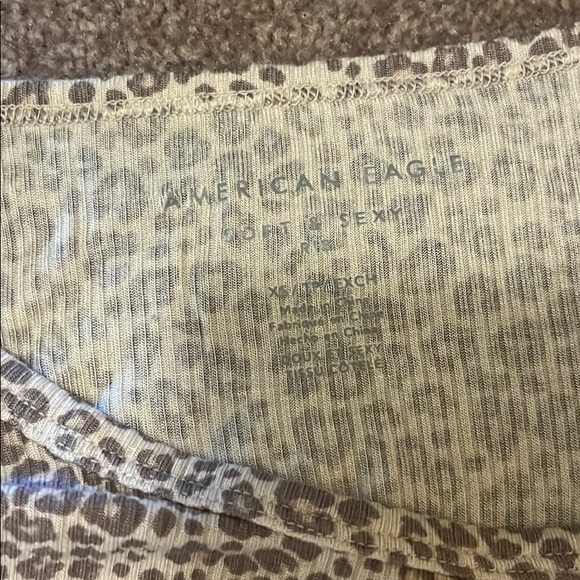 Leopard Cropped Top - Picture 4 of 4